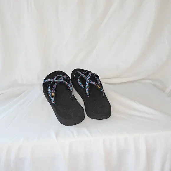 TEVA Women's Olowahu Sandal Slip-On Retro Geometric Multi Colored Size 7 - Picture 4 of 14